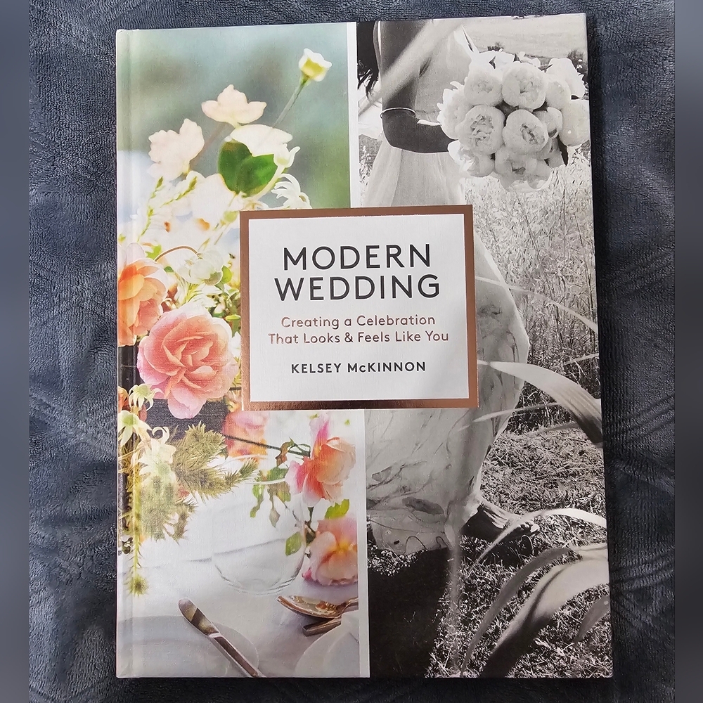 Modern Wedding (Hardcover) 💒👰🤵♂💍🔔 📖
